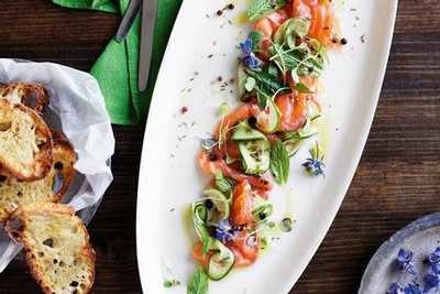 Pétiyante Sparkling & Gin Cured Salmon