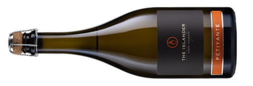 Pétiyante Sparkling wine bottle shot